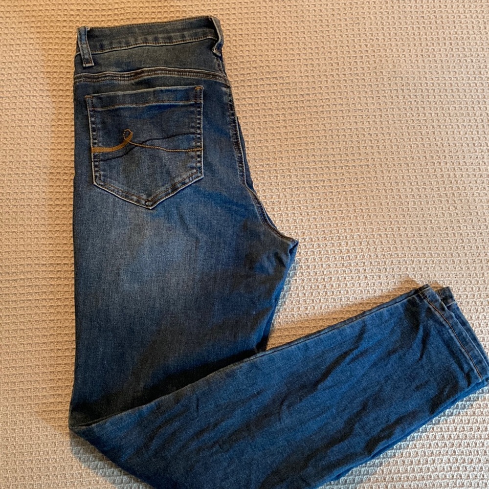 Grace & Lace Designer Denim Mid Wash sz 10